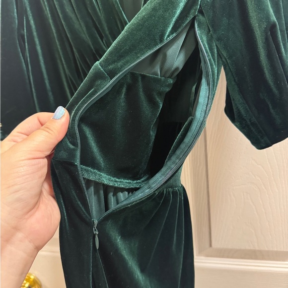 Lauren Ralph Lauren Women's Puffed Sleeve Velvet Dress sizeM NWT - Picture 6 of 7